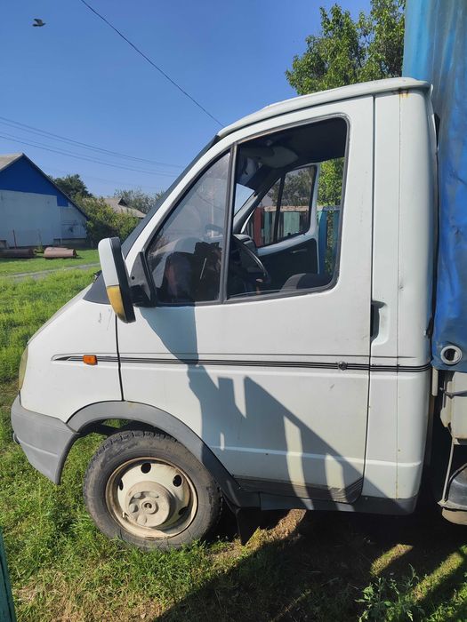 Продам Газель удлиненная база 4,2м тент
