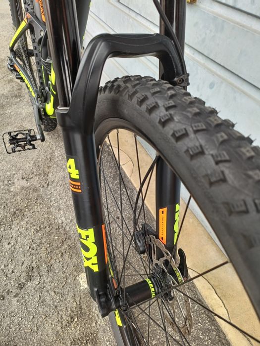 Bicicleta Scott Spark 930 suspensão total