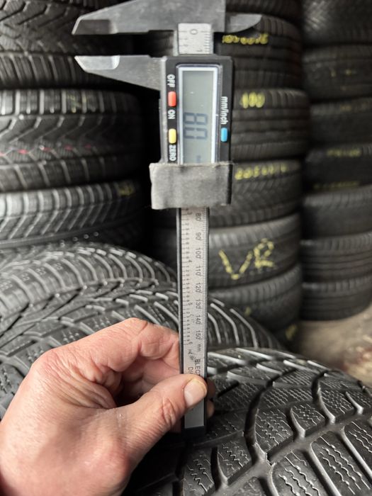 215/65/16. - Dunlop -  Зимові шини з Німеччини