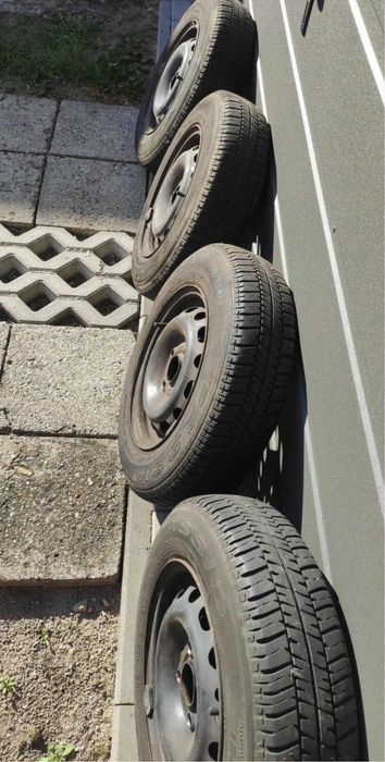 Komplet opon Dębica Passio 155/80R13 + Felgi