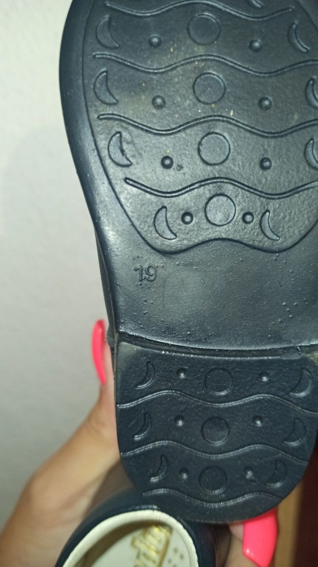 Sapatos de bebê novos nunca usados