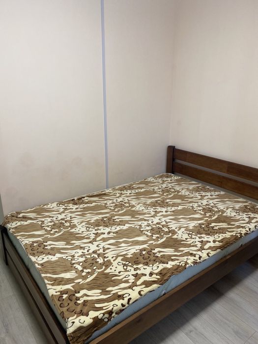 Сдам жильё долгосрочно 5000 грн Ком включены ! Залог 2000
