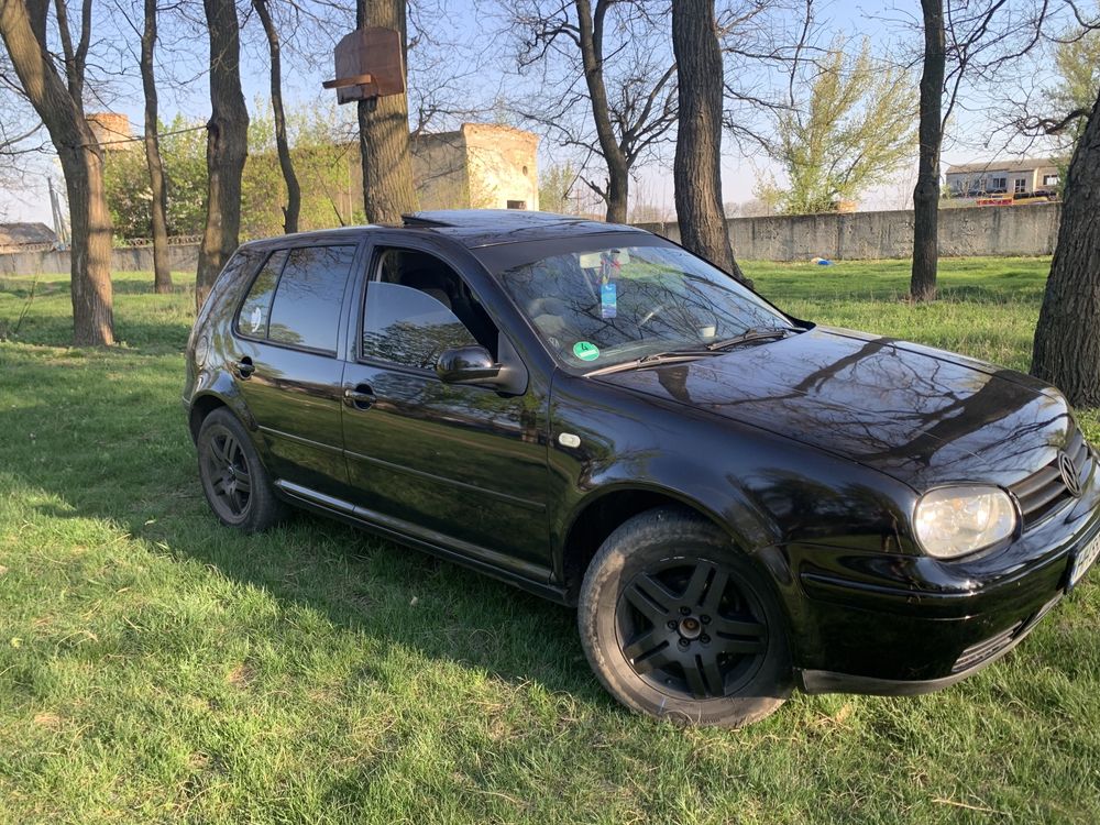 VW Golf IV 1.6 Газ/Бензин