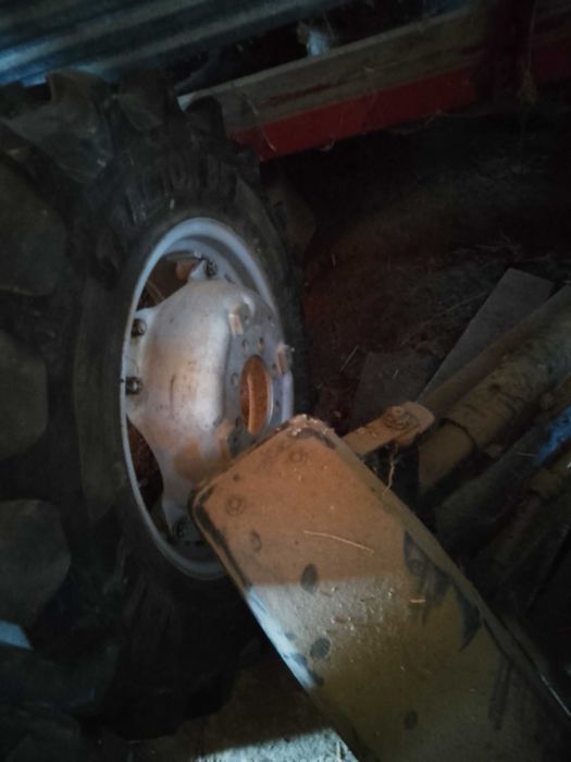 przednia os zetor 3320 oraz 5211 piasta