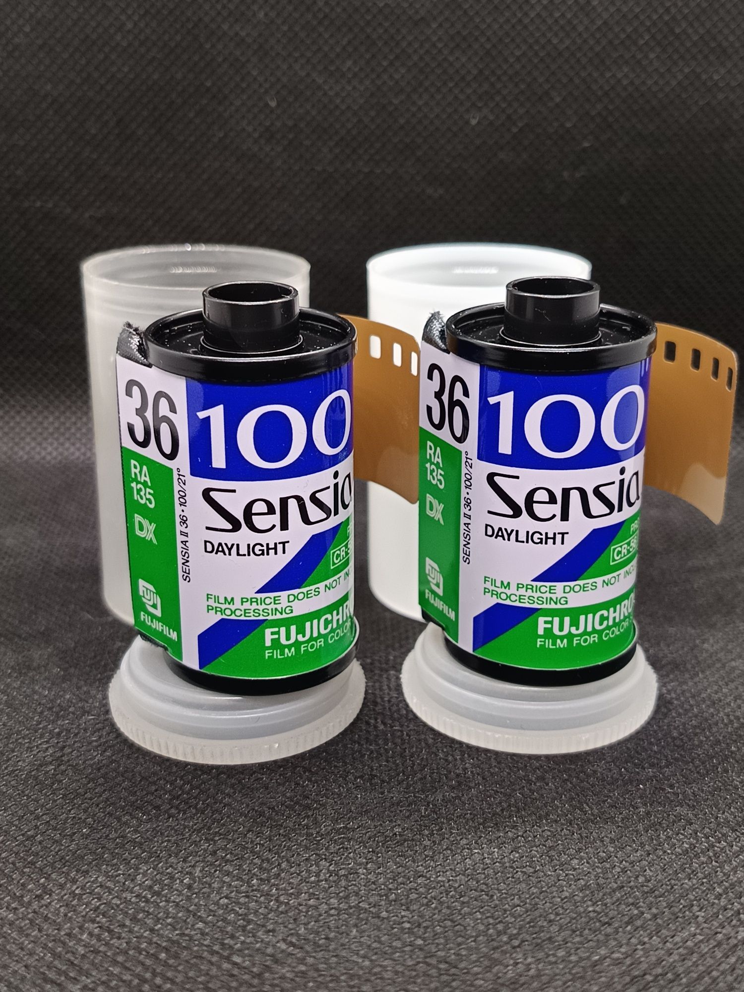 Rolo fotográfico Fujifilm Fujichrome Sensia II (35mm)