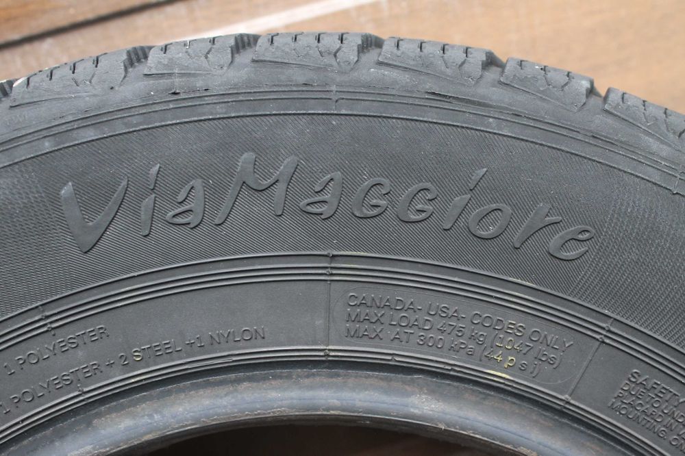 Продам зимнюю резину 175/70 R13 Premiorri