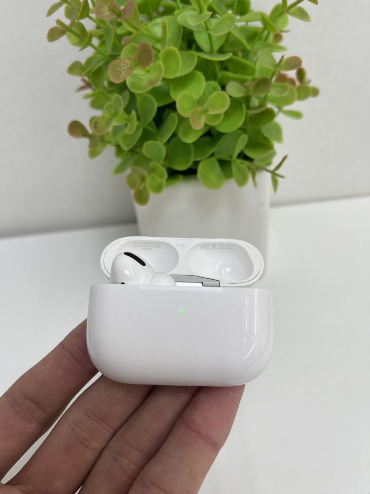 Оригінальний лівий навушник Apple AirPods Pro Left A2084 original!