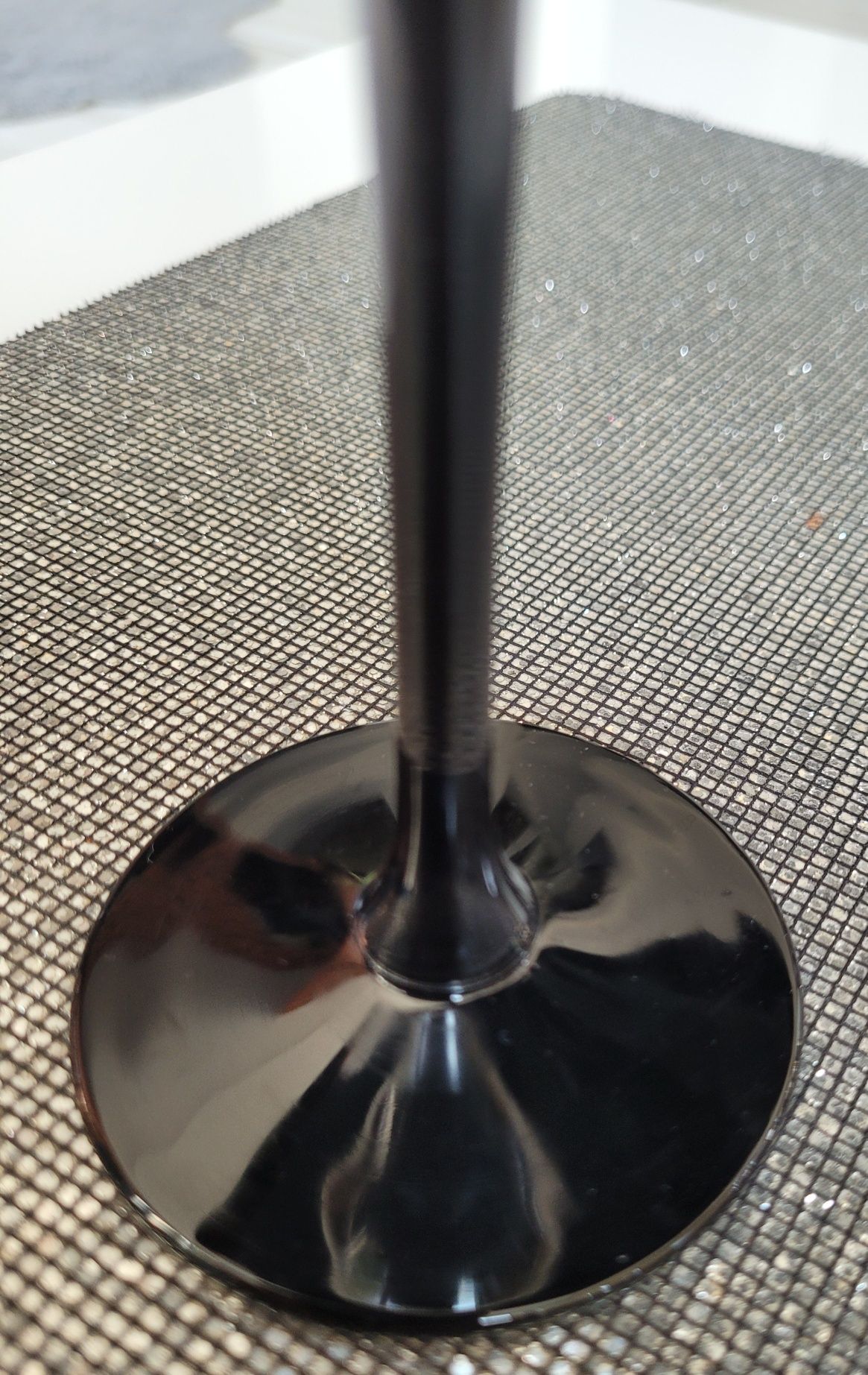 Lampka do wina 330ml kieliszek ALTOM Design Onyx z czarną nóżką