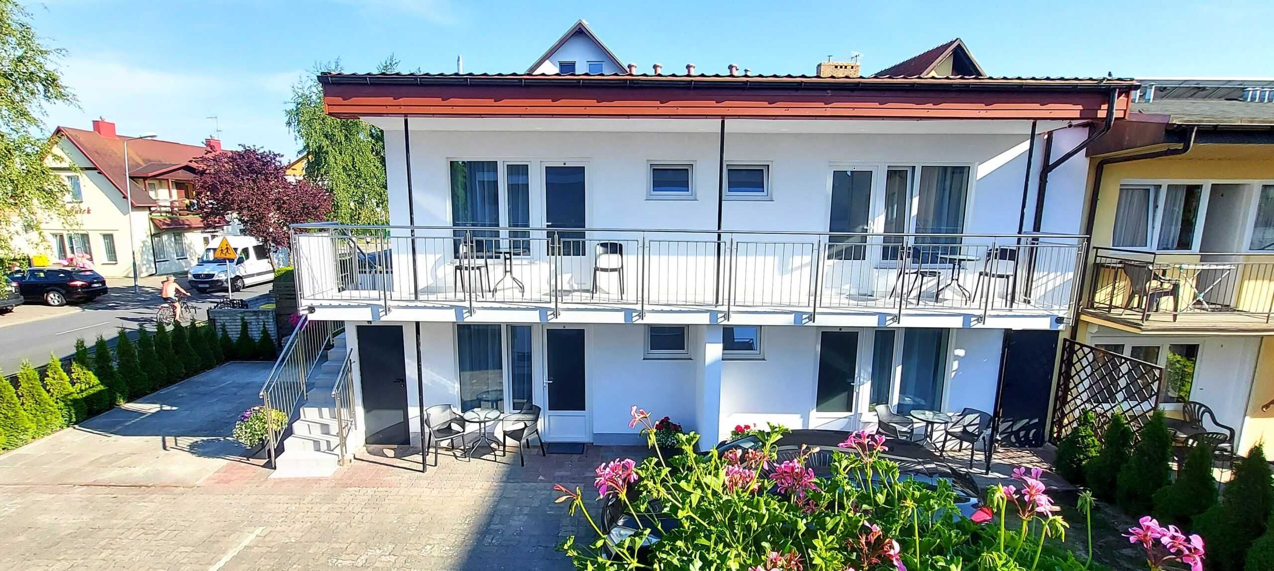 Nawigator Apartamenty - Dźwirzyno - 200 metrów do plaży.