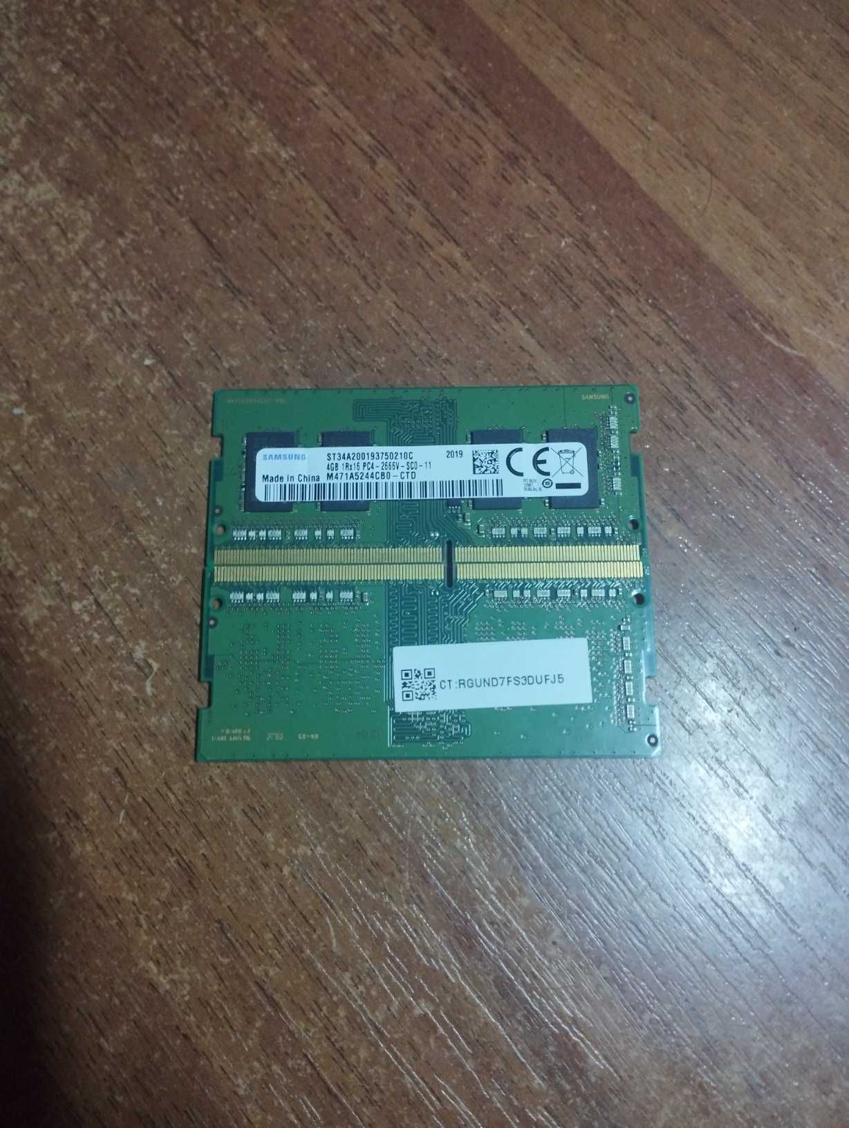 2 Плашки Озу для ноутбуків Samsung 4 GB SO-DIMM DDR4 2666 MHz