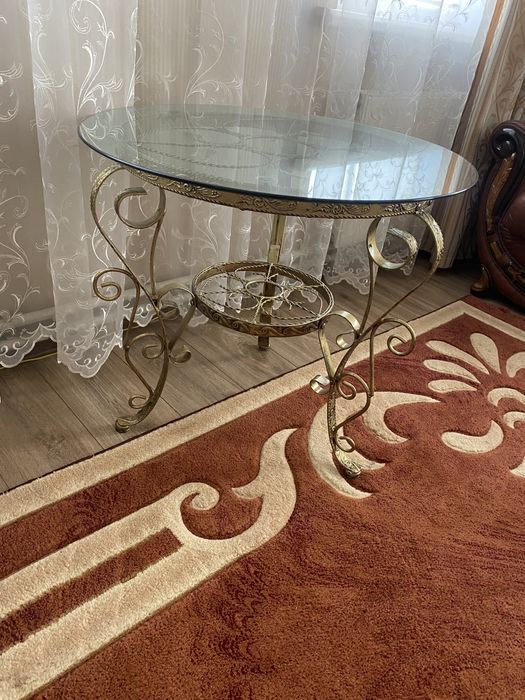 Стол стекляный б/у