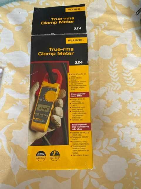 Fluke 324 - Pinça amperimétrica True-rms NOVA