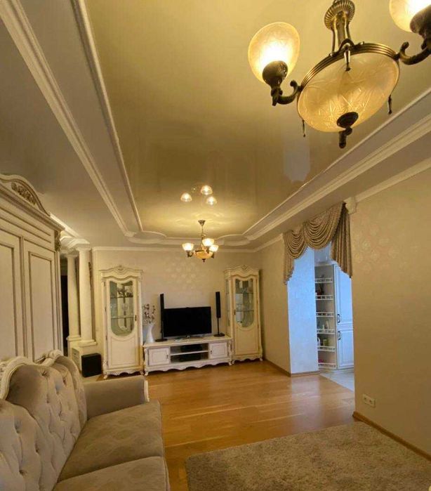 Топ-локация! 3 мин до парка и ТЦ! Продам квартиру с двумя спальнями.