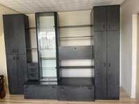 Regal do pokoju czarny z witryna 4mx2,3m