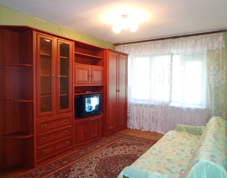 3-х к кв вул М Залізняка (5 ОКРЕМИХ СПАЛЬНИХ МІСЦЬ) Автостоянка,Бойлер