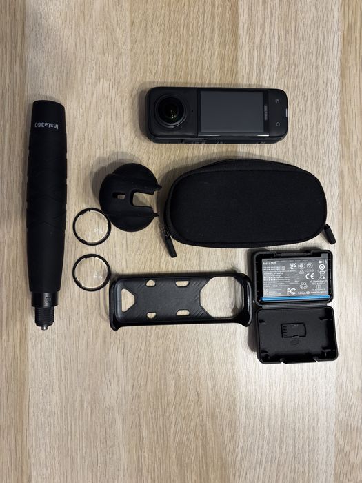 Kamera sportowa INSTA360 X4 MOTORCYCLE BUNDLE,