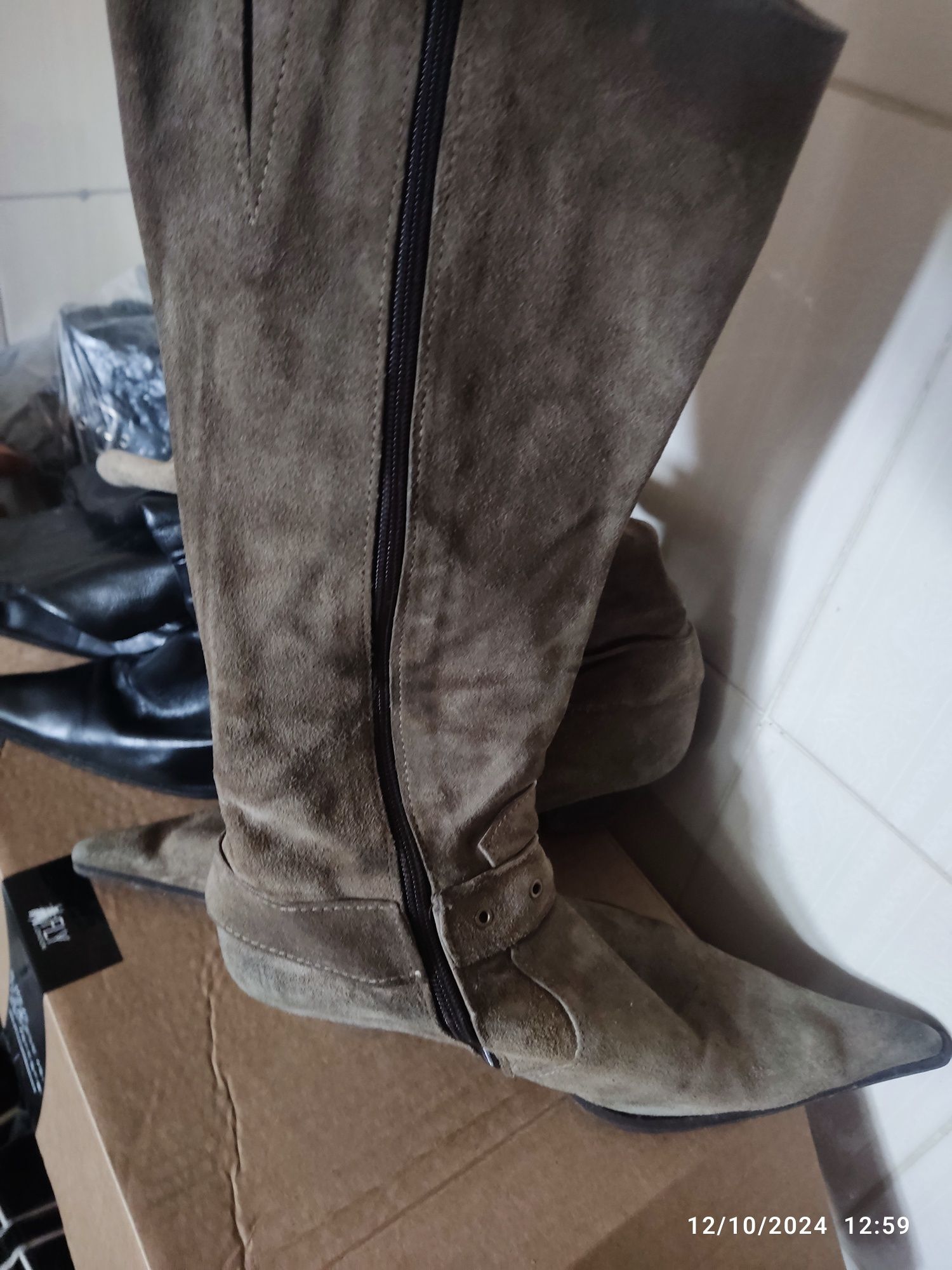 2 pares de botas senhora elegantes