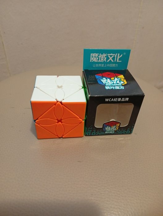 Кубик Рубика Maple leaves skewb