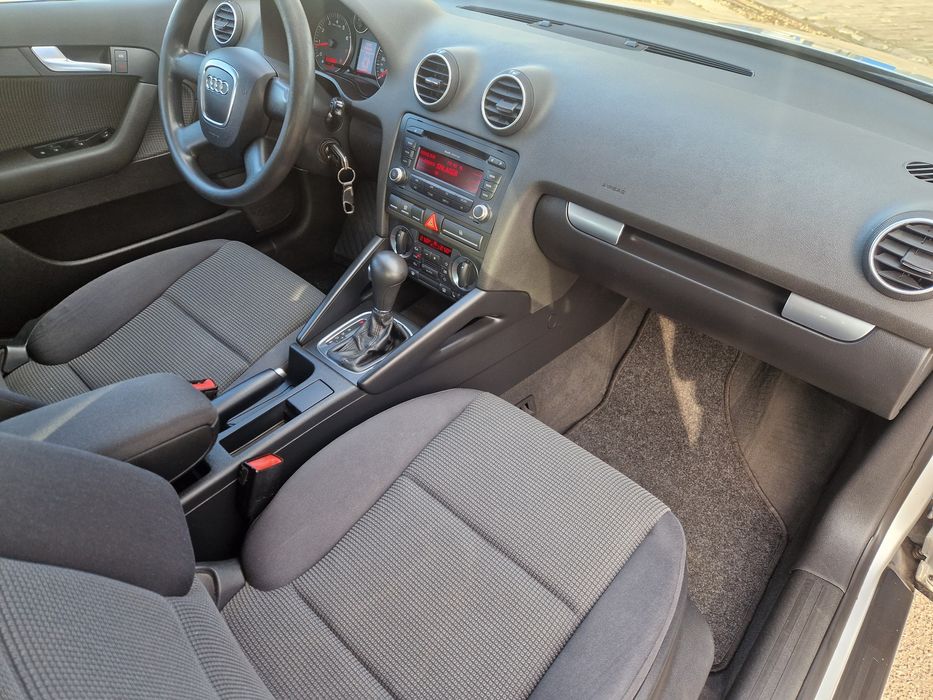 Ауди А3 1.6 mpi AVTOMAT