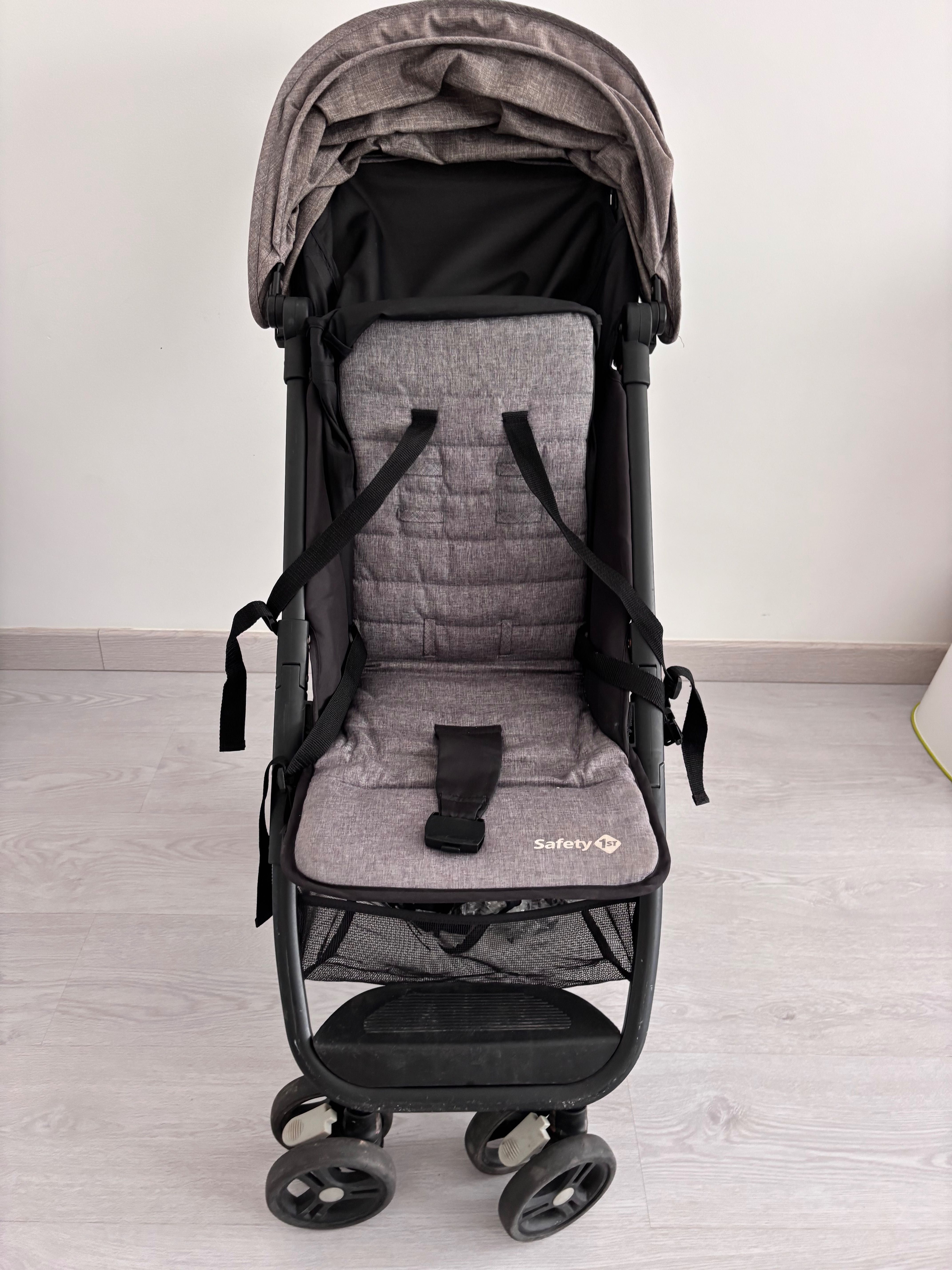 Carrinho de passeio Safety 1st