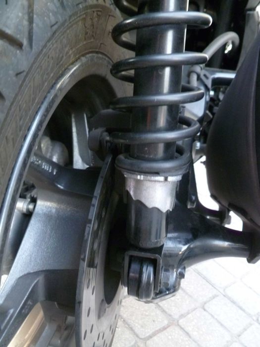 Amortecedores Traseiros usados originais Yamaha Xmax 300