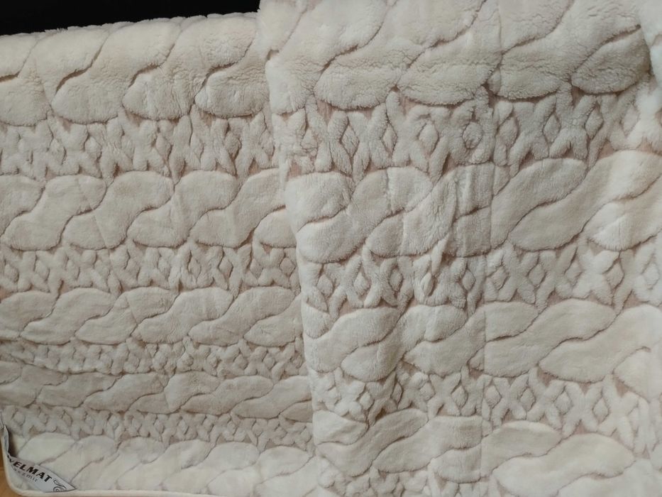 Kołdra wełniana 220x200