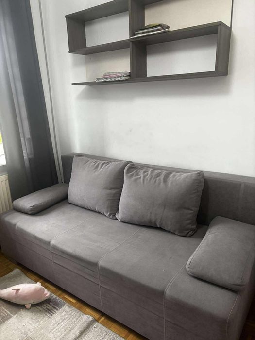 Sprzedam szarą kanapę