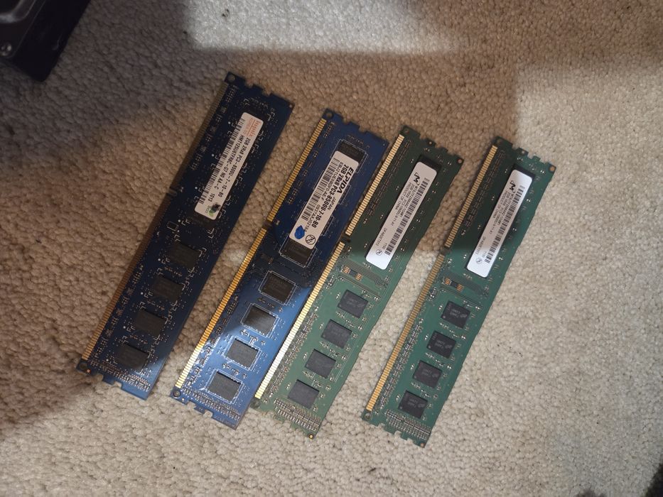 Sprzedam DDR3 4x 2GB (ze zdjecia)