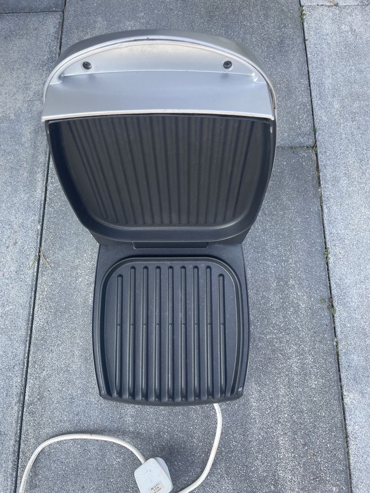 Gril model no: 10005 George Foreman