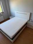 Cama de Casal com iluminação Led e Mesas de Cabeceira