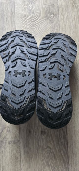 Under armour кроссовки