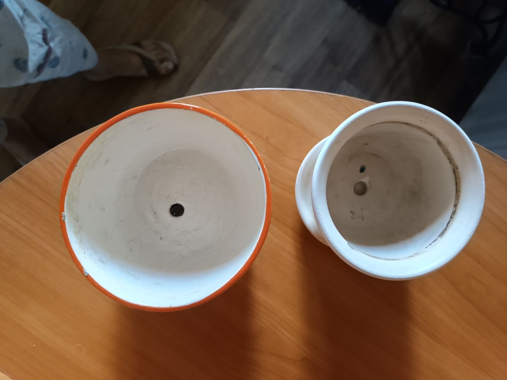Продам. Керамические.  Горшки для цветов.