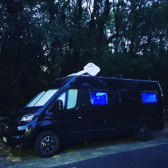 Sunlight Cliff XV – 2020 – Como Nova!