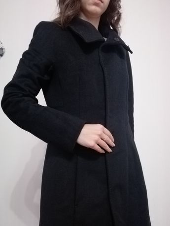 Пальто жіноче чорне