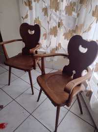 Dębowe krzesła - antyki