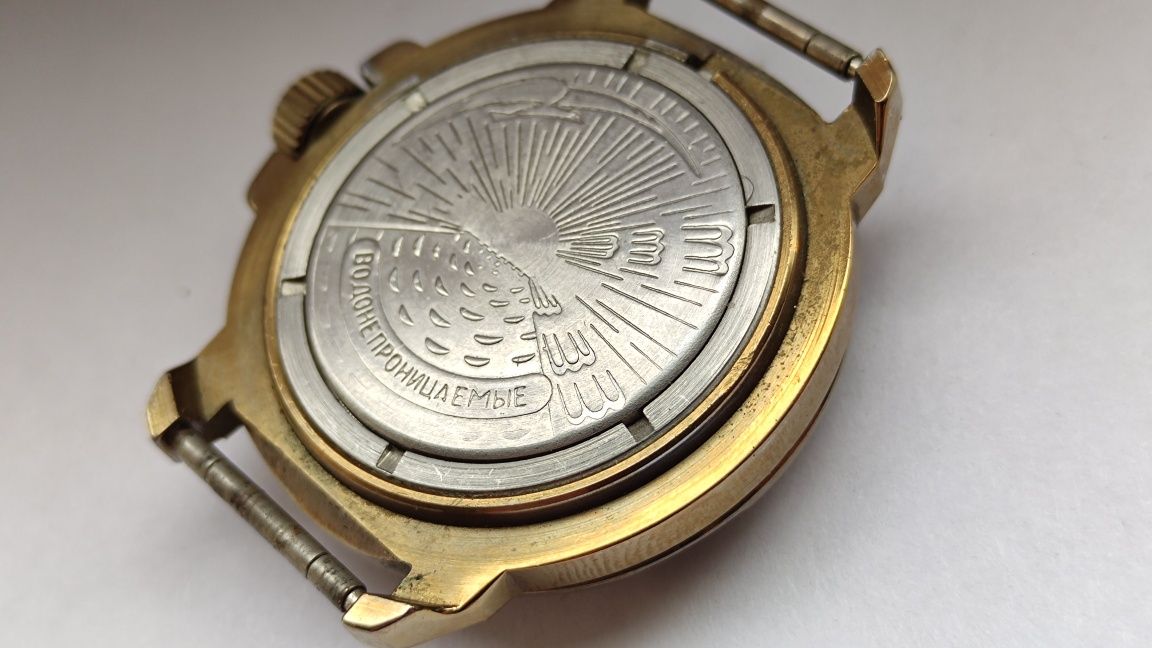 Редкие мужские часы Федерация Профсоюзов Украины. Водонепронецаемые
