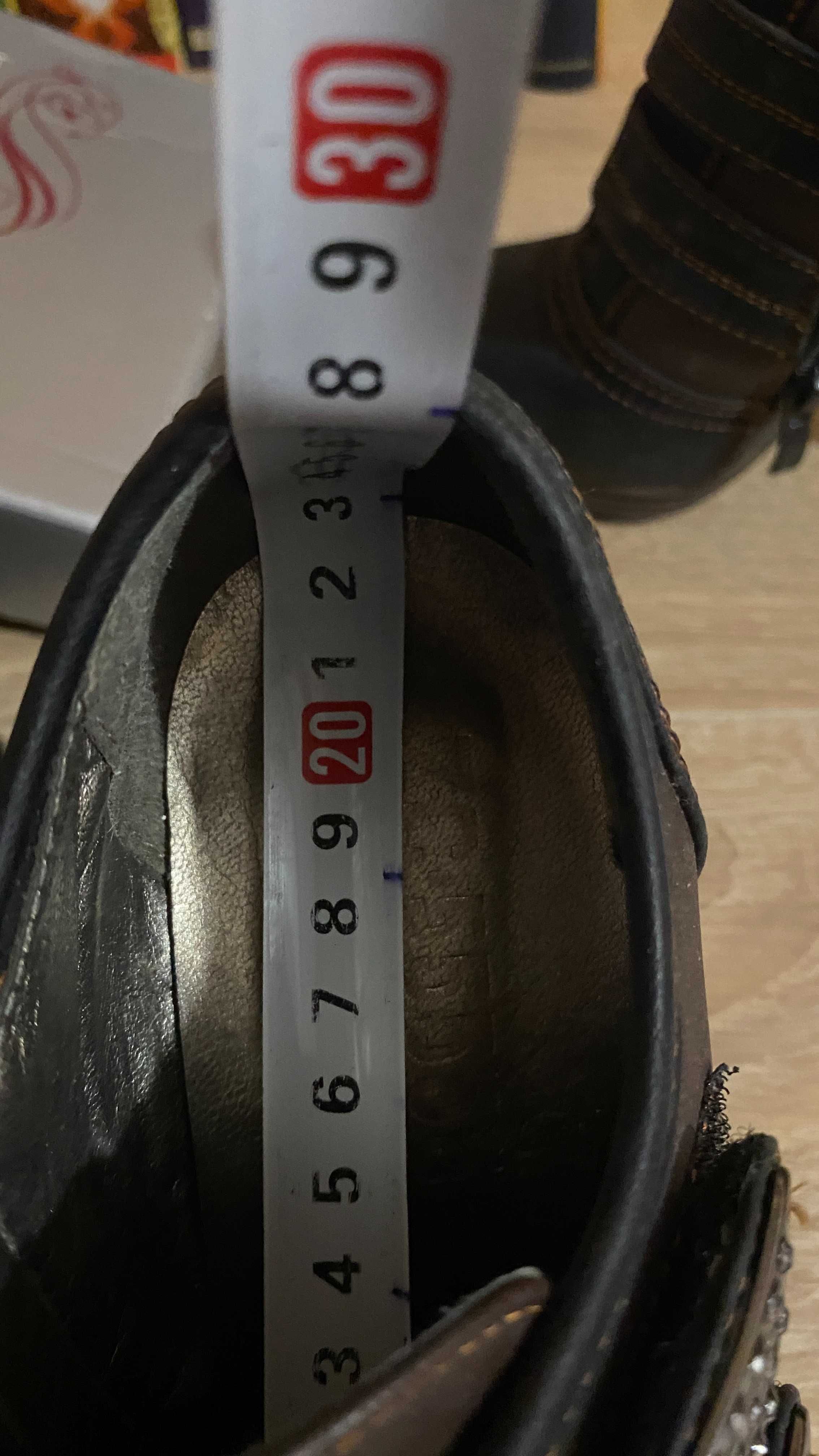 Черевики на каблуку | ботинки (36 розмір)