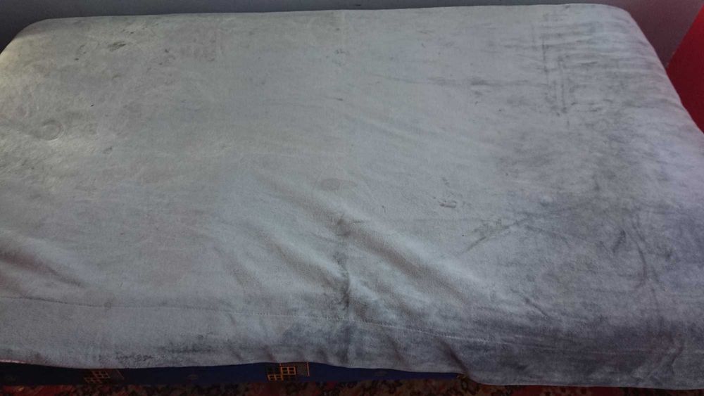 Sprzedam wersalkę + fotel