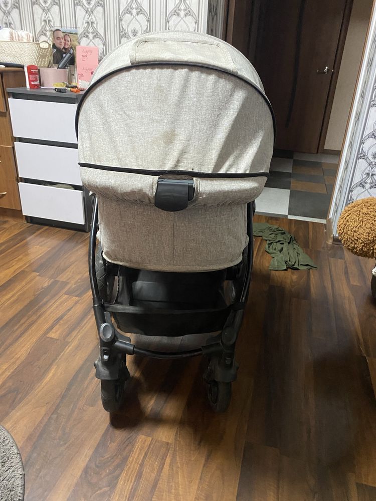 Коляска Kinderkraft 3в1