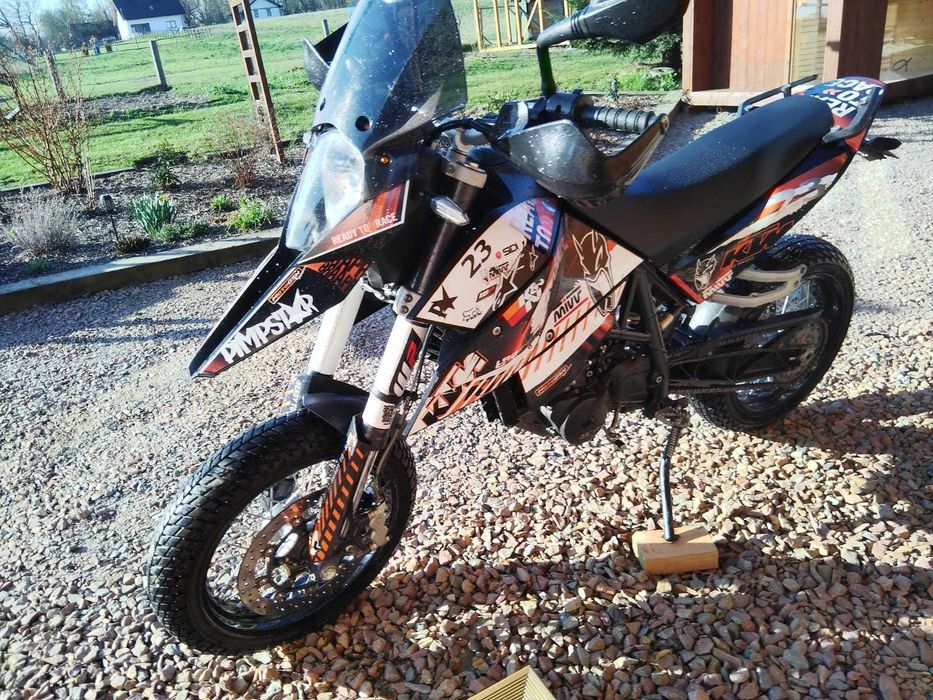 KTM 690 SM supermoto