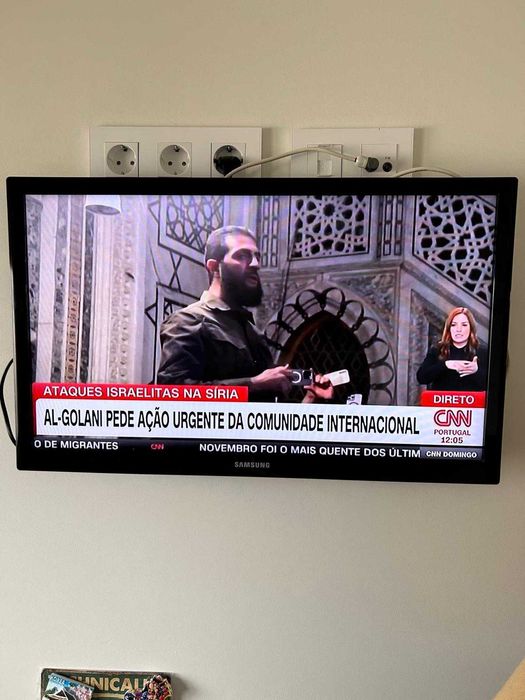 Televisão TV Samsung | 26 polegadas/65cm diâmetro | Comando original