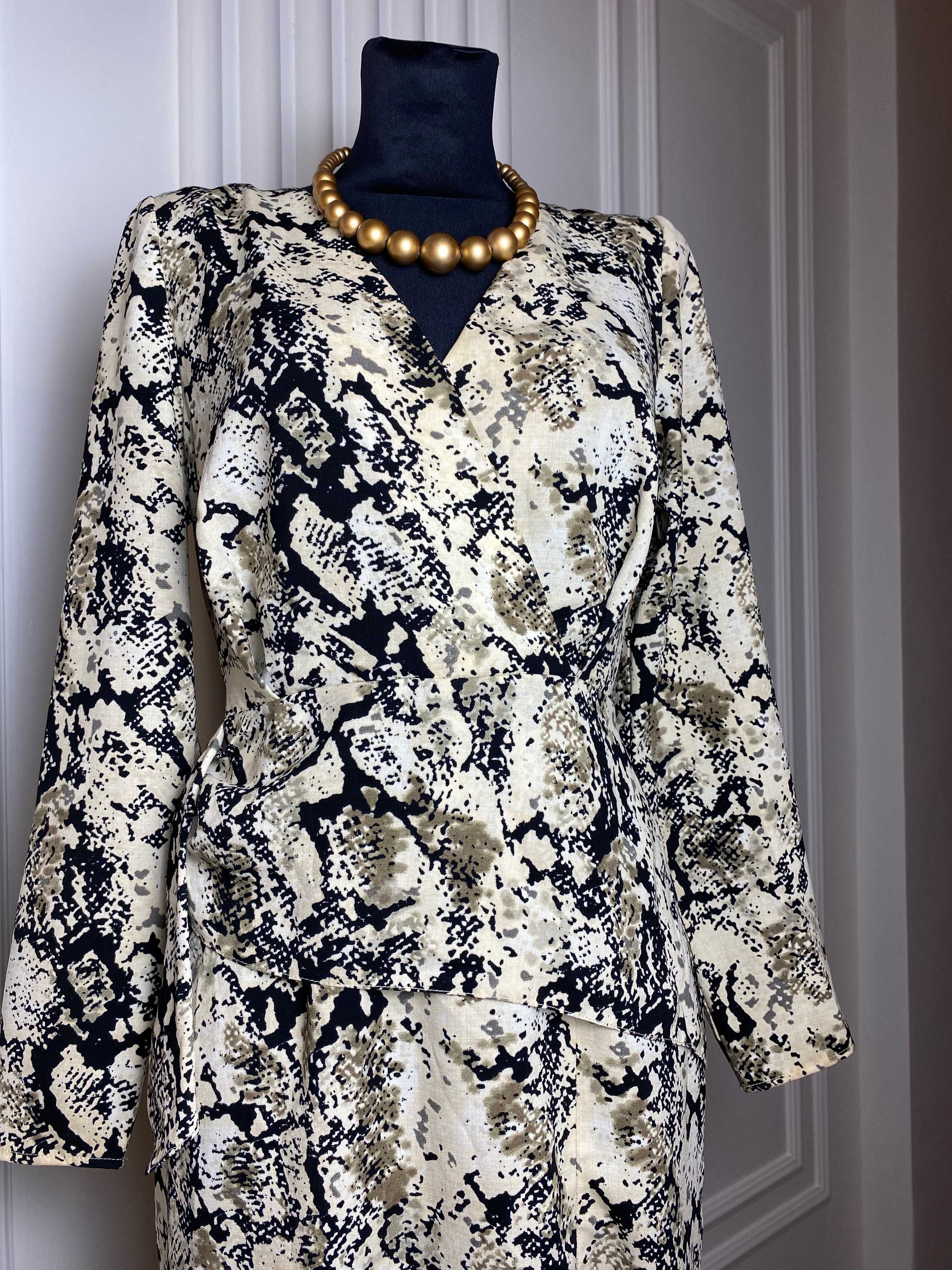 sukienka długa midi beżowa weżowy wzór z długim rękawem 40 M/L Asos
