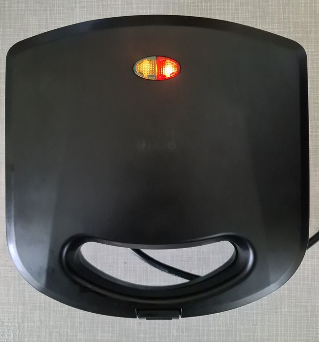 Бутербродниця (сендвічниця)  MAGIO MG-360N