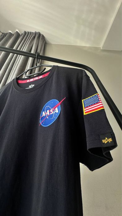 Темно синя футболка Alpha Industries