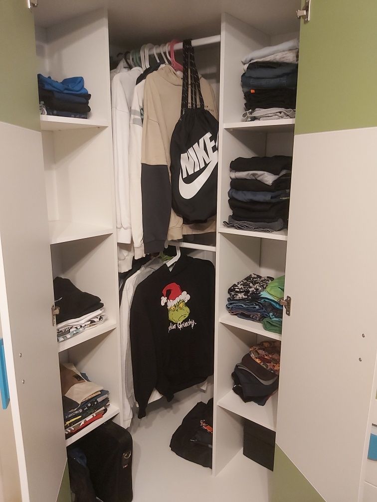 Meble do pokoju dziecięcego -4 elementy