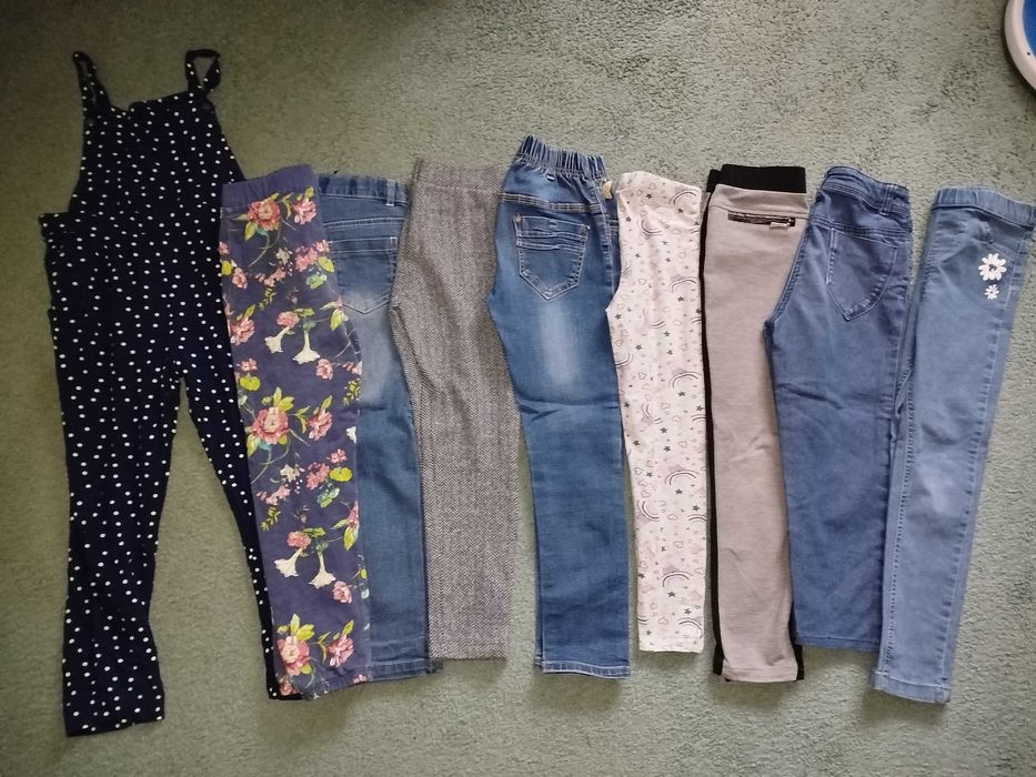 Paka ubrań dla dziewczynki 122