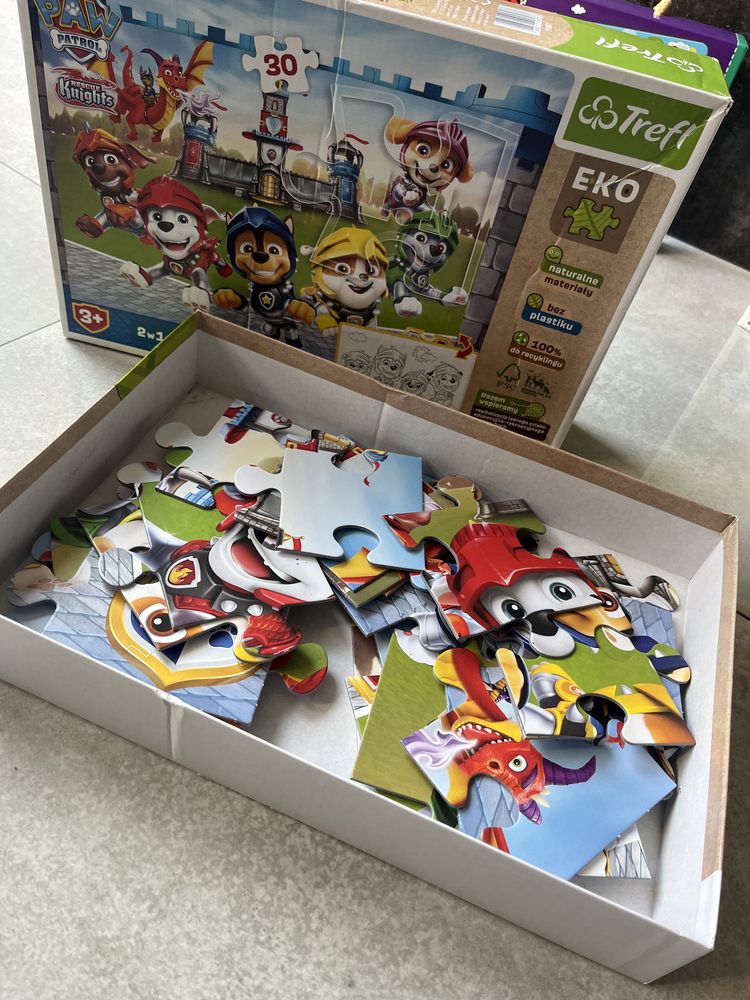 Zestaw zabawek gry puzzle pucio