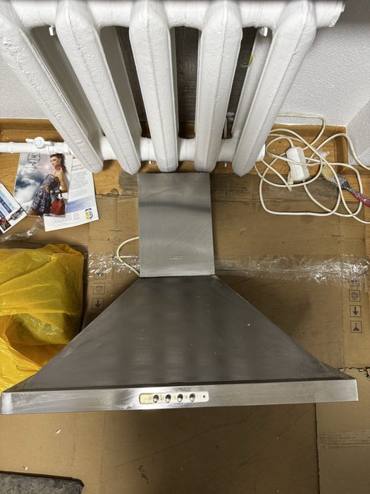 Витяжка Liberty