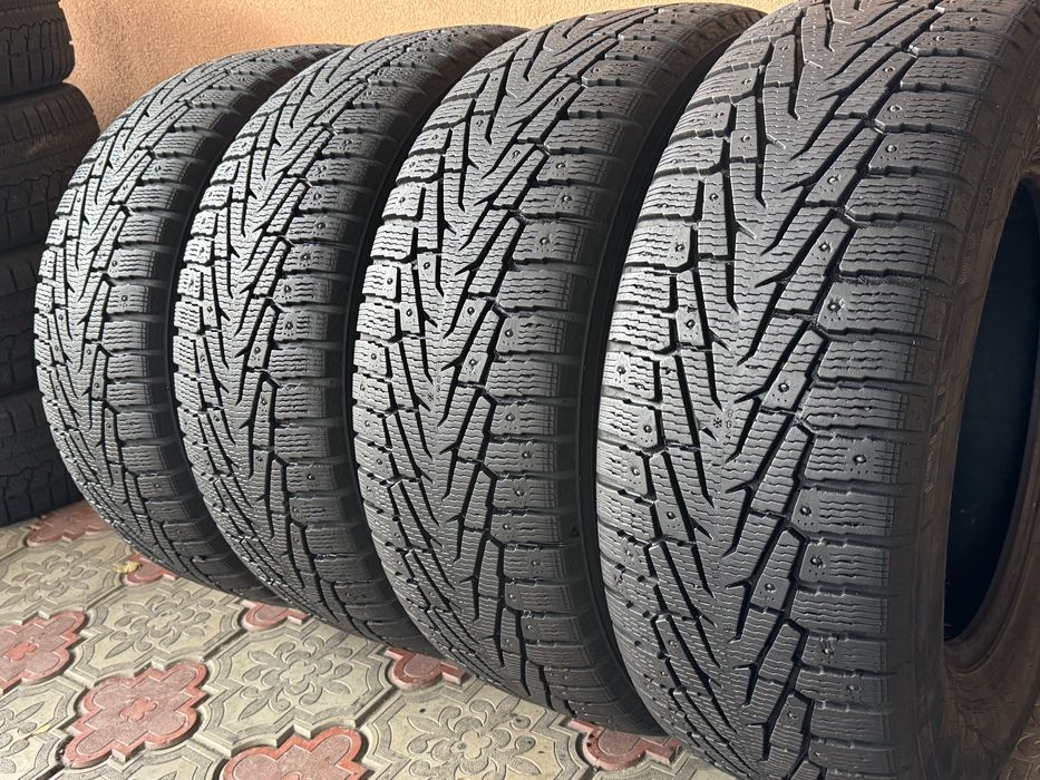 265/65 R17 Nokian зимняя резина 9+мм как новая 265 65 R17 зима