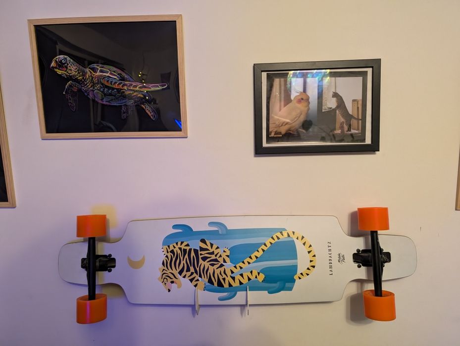 Uchwyt, wieszak na deskorolkę, longboarda, snowboard